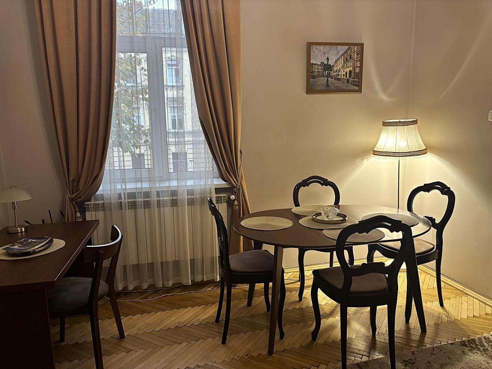 Glorious Apartment Near The Old City Lviv Eksteriør billede